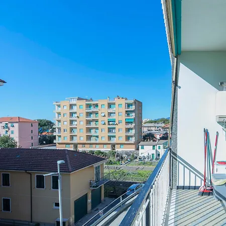 112 - Casa Cavi Di Lavagna, 150metri Dal Mare Διαμέρισμα *