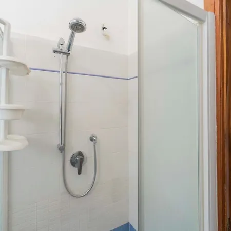 Apartment 112 - Casa Cavi Di Lavagna, 150metri Dal Mare